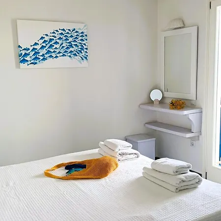 Aura Paros Appartamento Logaras